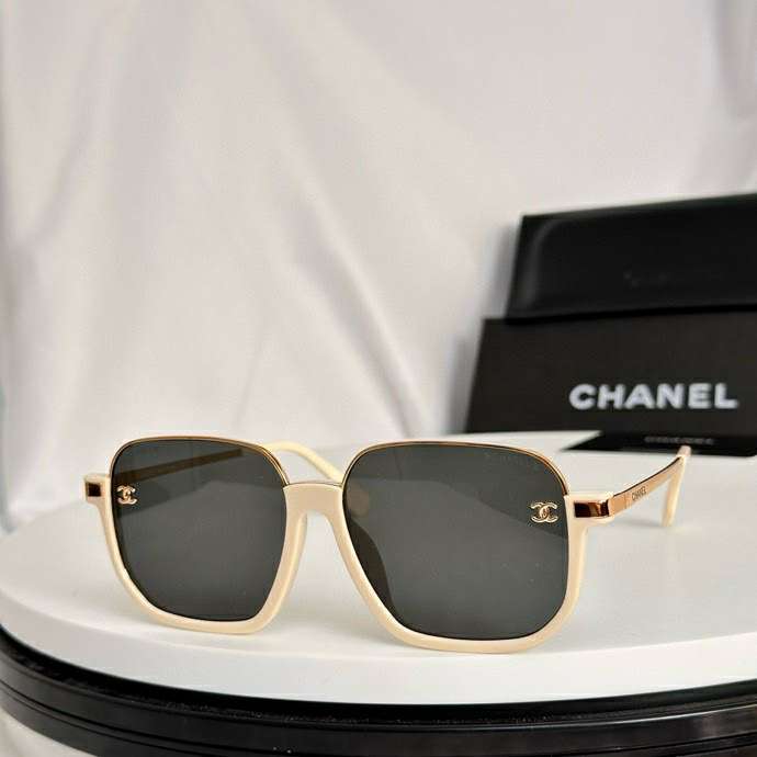 Picture of Chanel Sunglasses _SKUfw56788126fw